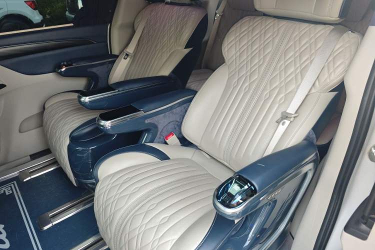Used Buick GL8 2021 ES Landtrek 653T Comfort Edition Left Rear Seat
