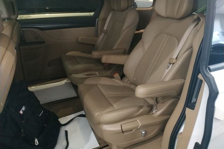Used Buick GL8 2021 ES Land Cruiser 653T Luxury Edition Left Rear Seat