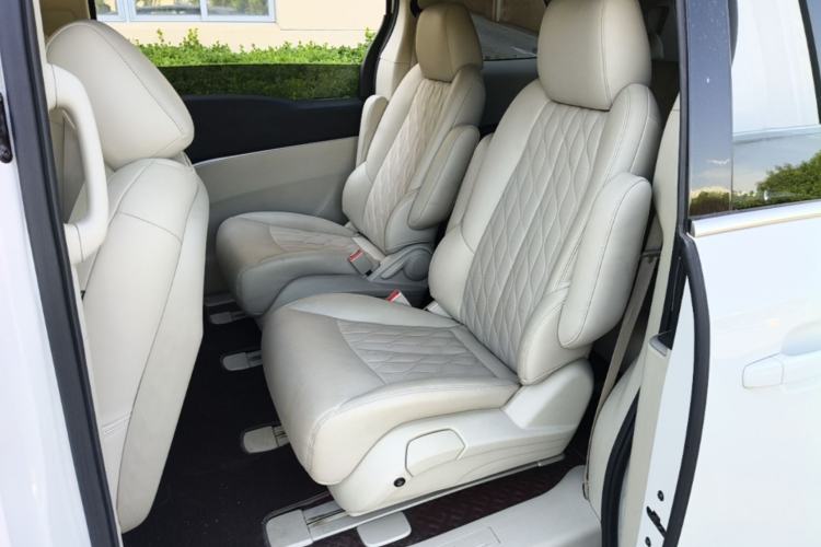 Used Buick GL8 2021 Land Cruiser Executive Class 652T Comfort Model Left Rear Seat