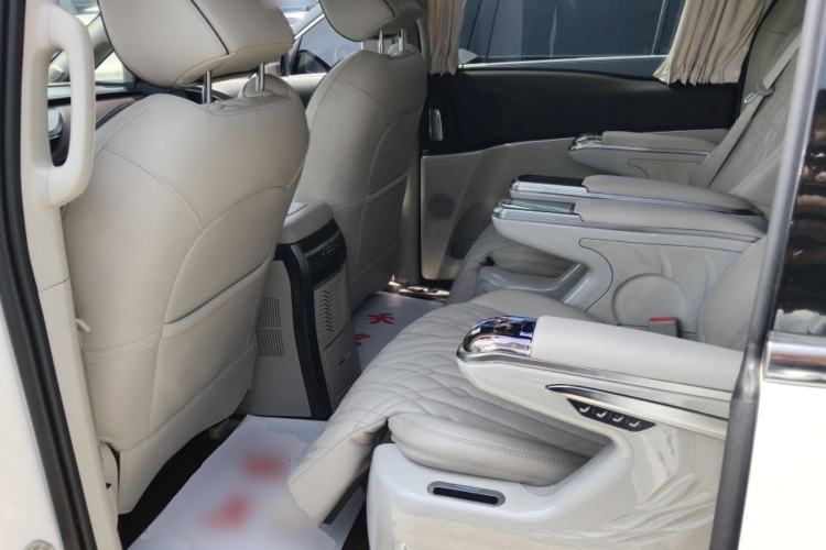 Used Buick GL8 2021 Land Cruiser Executive Class 652T Luxury Model Left Rear Seat