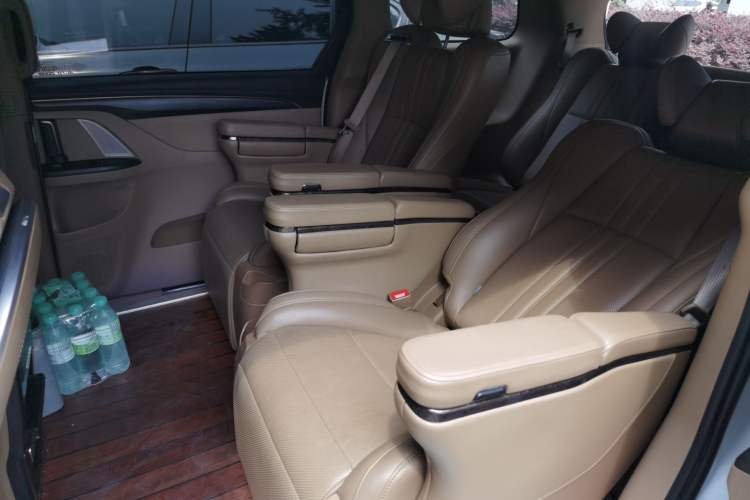 Used Buick GL8 2021 ES Land Cruiser 653T Luxury Edition Left Rear Seat