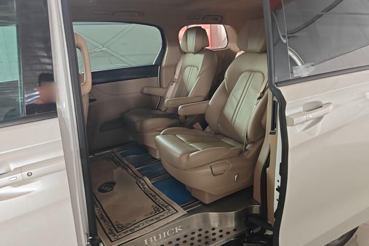 Used Buick GL8 2021 ES Land Cruiser 653T Luxury Edition Left Rear Seat