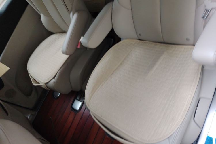 Used Buick GL8 2021 Land Cruiser Executive Class 652T Luxury Model Left Rear Seat