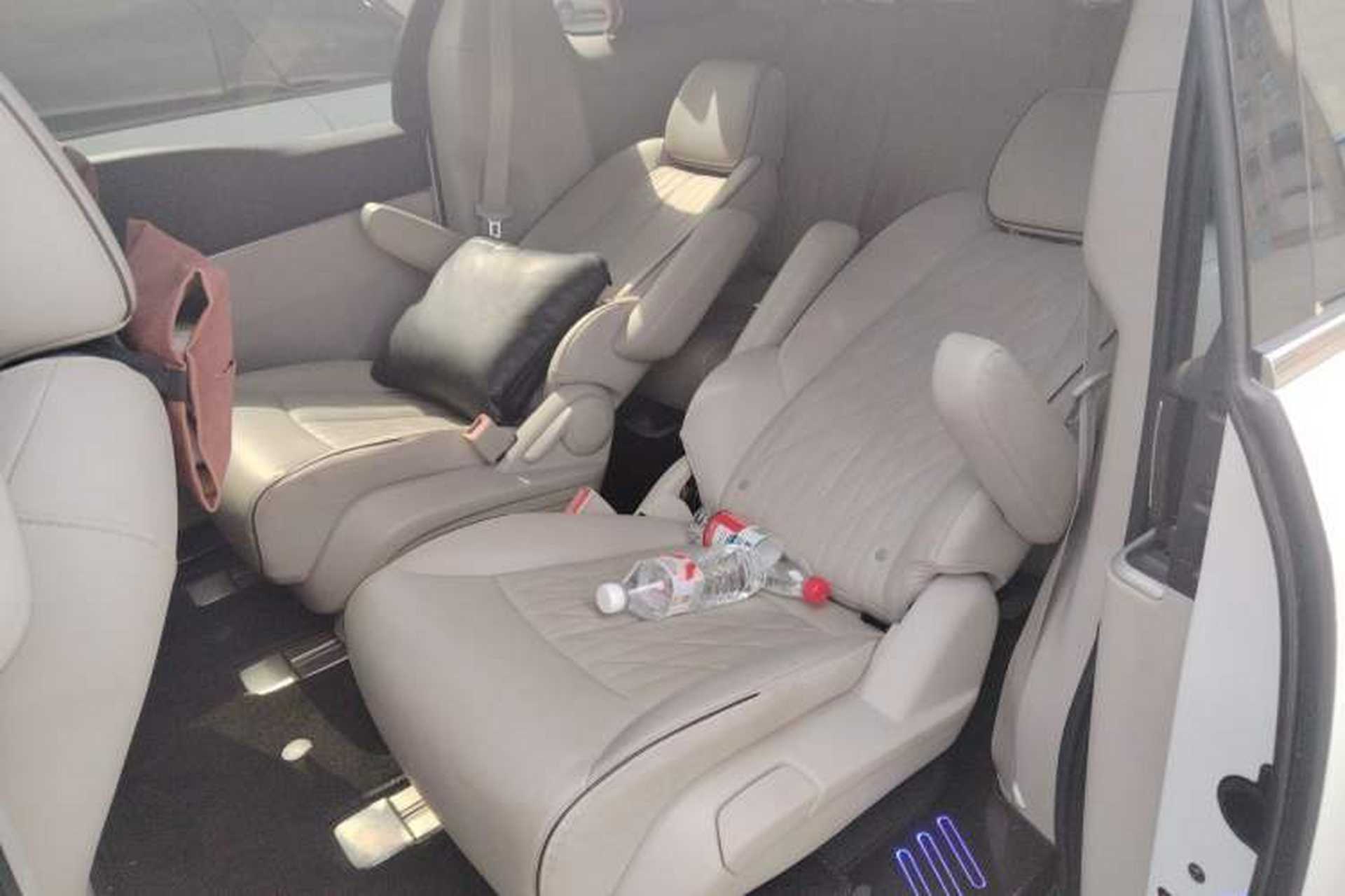 Used Buick GL8 2021 Land Cruiser Executive Class 652T Luxury Model Left Rear Seat