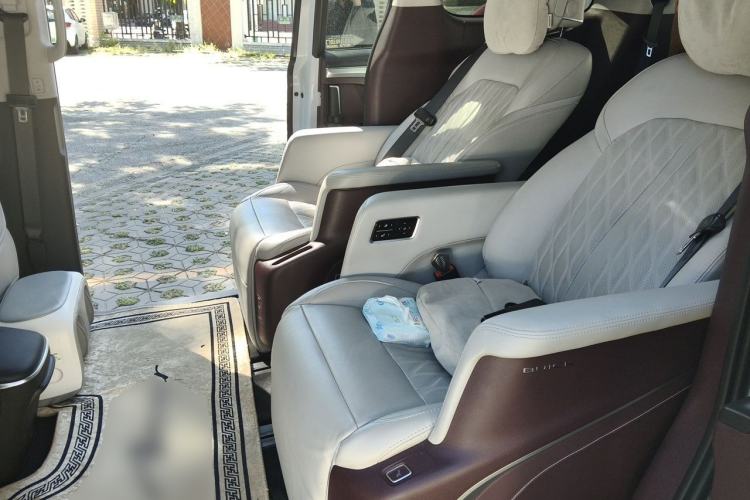 Used Buick GL8  Left Rear Seat