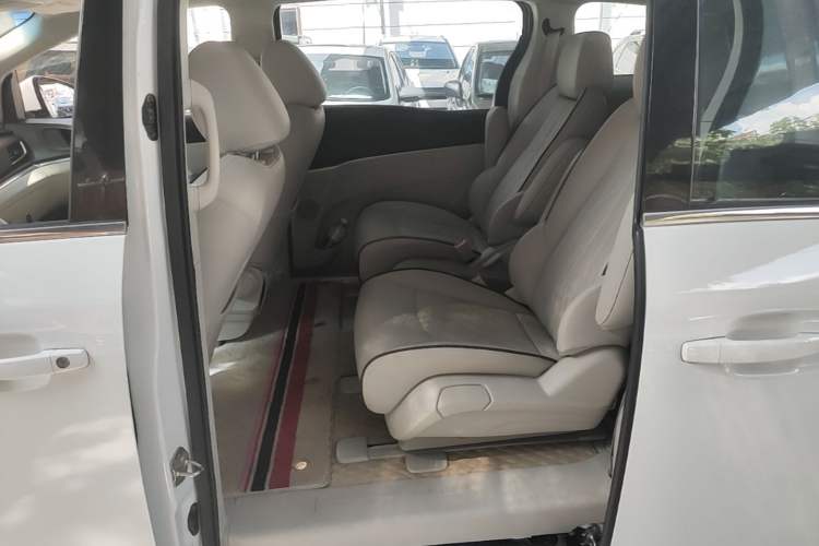 Used Buick GL8 2021 Land Cruiser Executive Class 652T Comfort Model Left Rear Seat