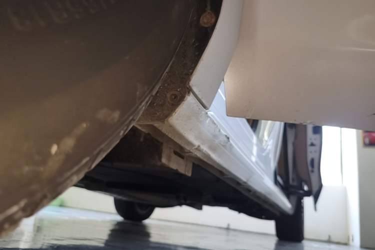 Used Buick GL8 2021 ES Landtrek 653T Luxury Model Left Side Sill