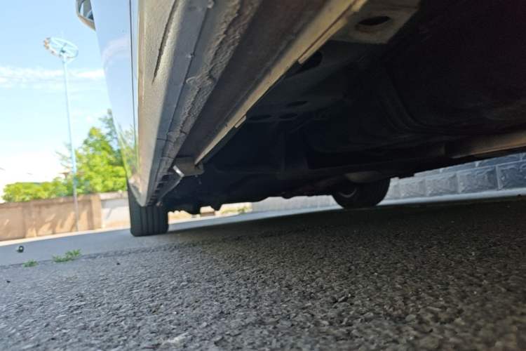 Used Buick GL8 2021 ES Landtrek 653T Comfort Edition Left Side Sill