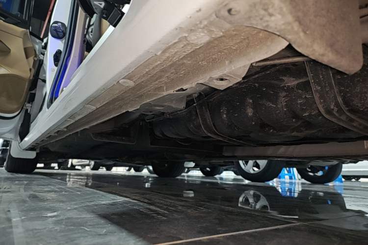 Used Buick GL8 2021 ES Land Cruiser 653T Luxury Edition Left Side Sill