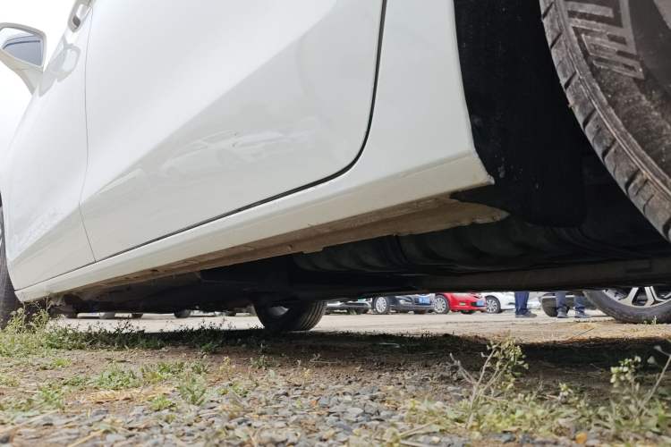 Used Buick GL8 2021 ES Land Cruiser 653T Luxury Edition Left Side Sill