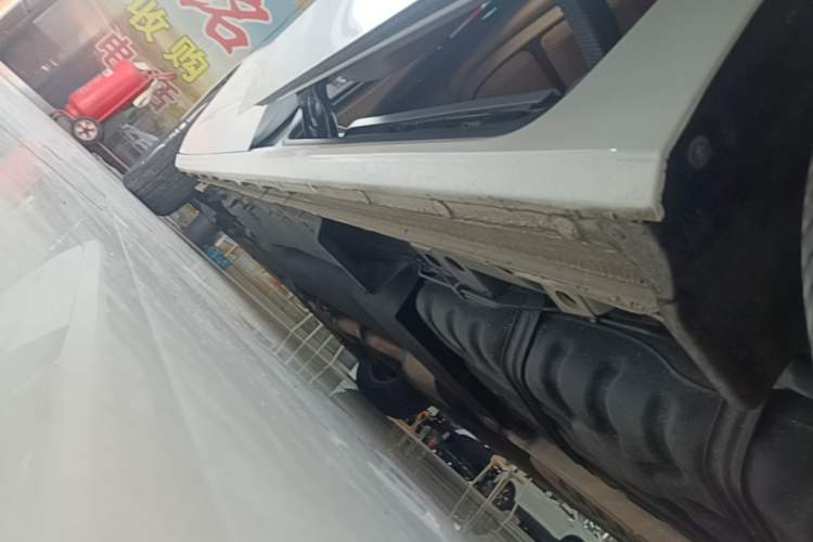 Used Buick GL8 2021 ES Land Cruiser 653T Luxury Edition Left Side Sill