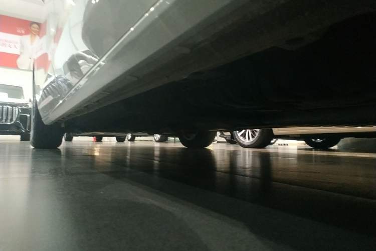 Used Buick GL8 2021 ES Land Cruiser 653T Luxury Edition Left Side Sill
