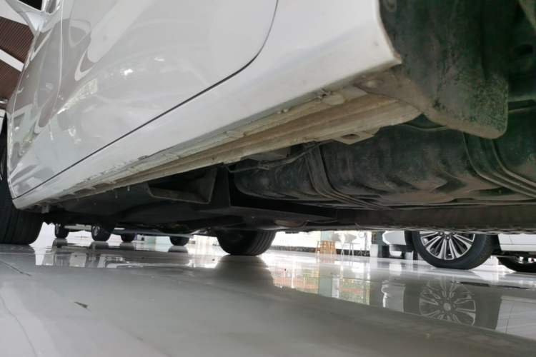 Used Buick GL8 2021 ES Land Cruiser 653T Luxury Edition Left Side Sill
