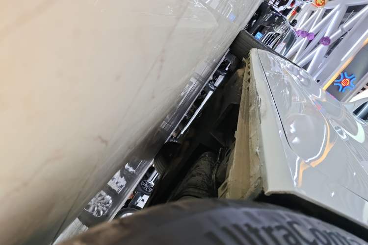 Used Buick GL8 2021 ES Land Cruiser 653T Luxury Edition Left Side Sill
