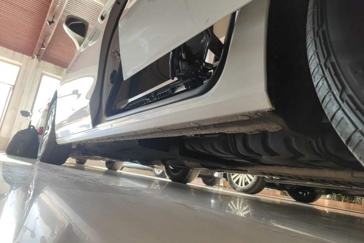 Used Buick GL8 2021 ES Land Cruiser 653T Luxury Edition Left Side Sill