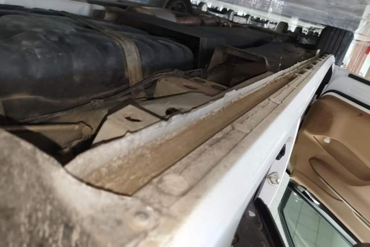 Used Buick GL8 2021 ES Land Cruiser 653T Luxury Edition Left Side Sill