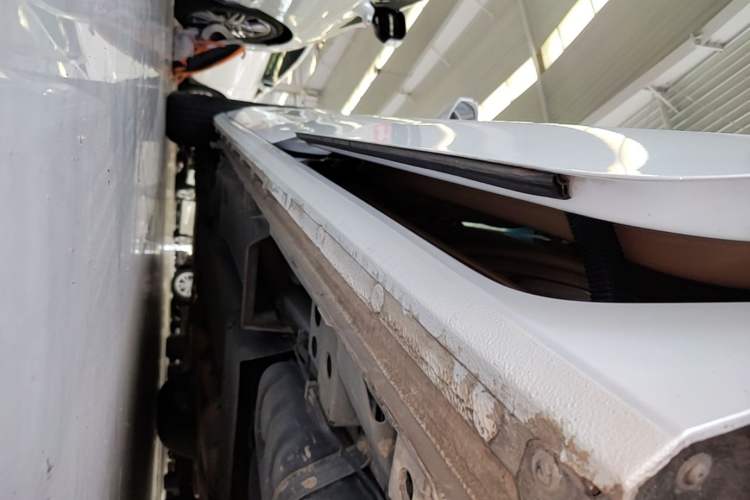 Used Buick GL8 2021 ES Land Cruiser 653T Luxury Edition Left Side Sill