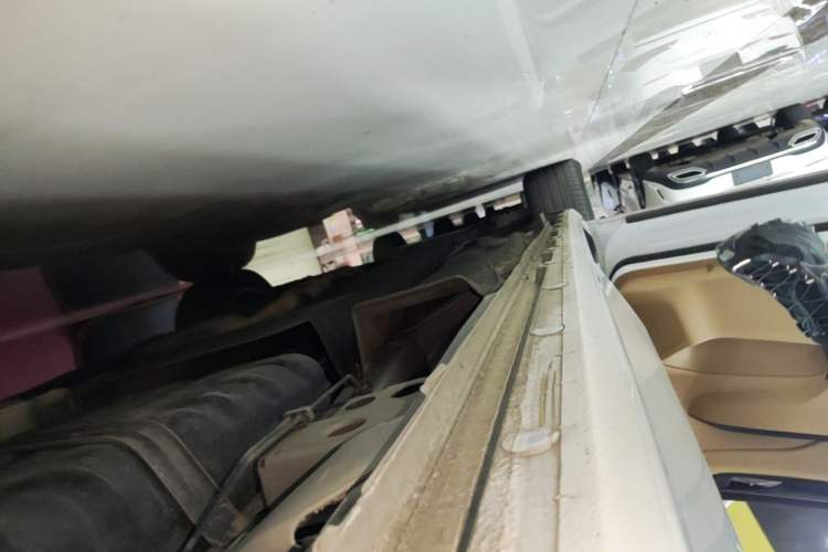 Used Buick GL8 2021 ES Land Cruiser 653T Luxury Edition Left Side Sill