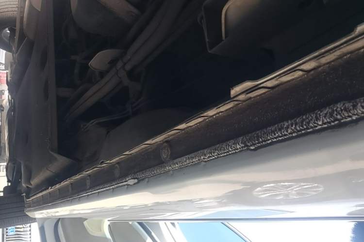 Used Buick GL8 2021 Land Cruiser Executive Class 652T Smart Luxury Model Left Side Sill