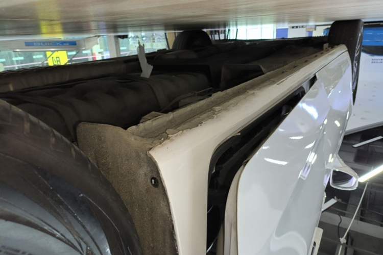 Used Buick GL8 2021 ES Landtrek 653T Comfort Edition Left Side Sill