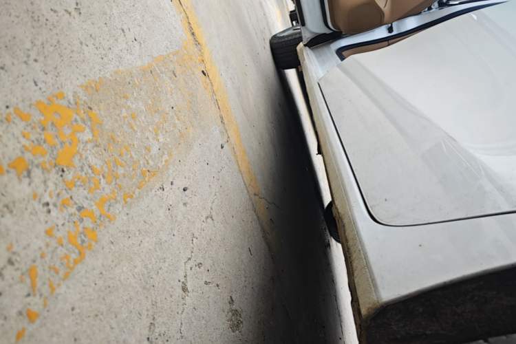 Used Buick GL8 2021 ES Land Cruiser 653T Luxury Edition Left Side Sill