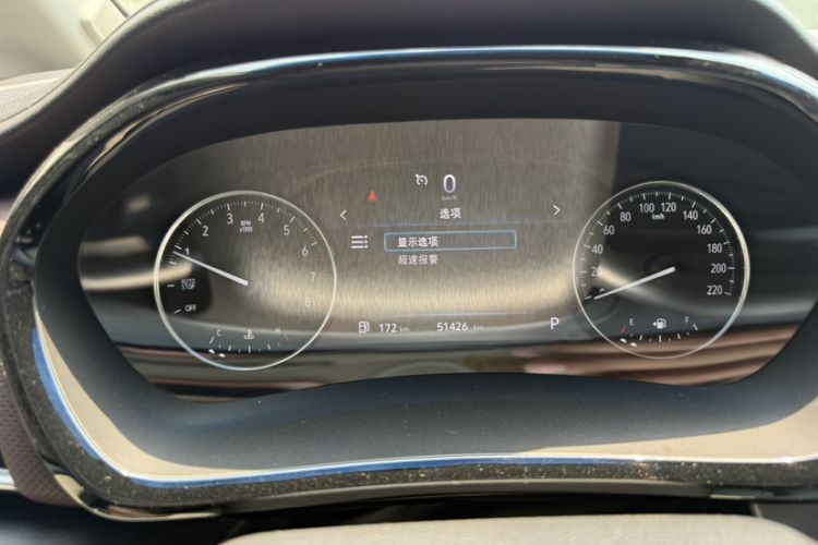 Used Buick GL8 2021 Land Cruiser Executive 652T Premium Model Odometer Close Up