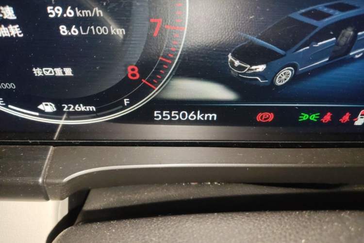 Used Buick GL8 2021 ES Landtrek 653T Comfort Edition Odometer Close Up