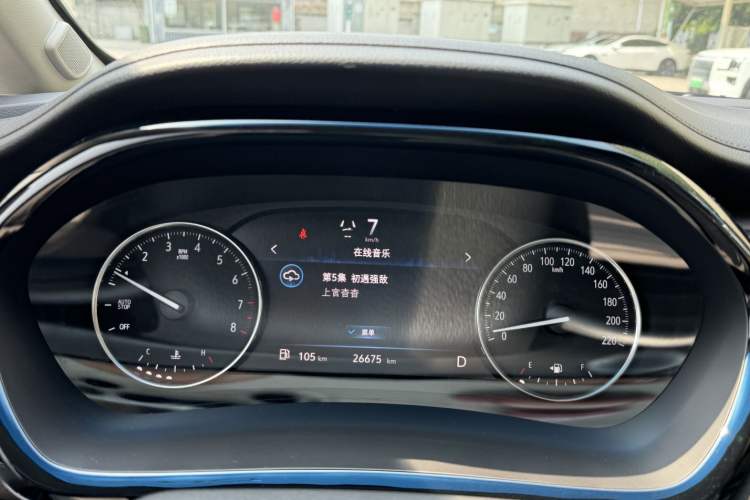 Used Buick GL8 2021 Land Cruiser Executive Class 652T Smart Luxury Model Odometer Close Up