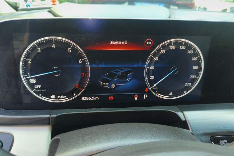 Used Buick GL8 2021 ES Landtrek 653T Comfort Edition Odometer Close Up