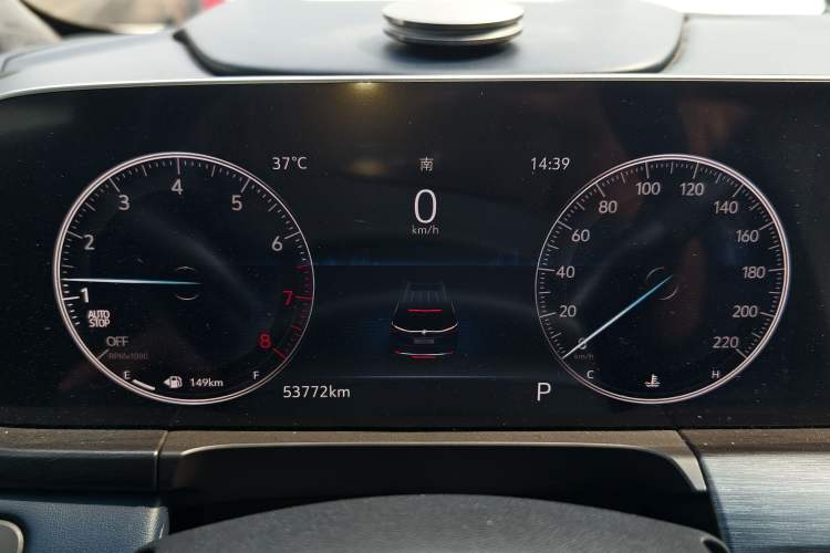 Used Buick GL8 2021 ES Landtrek 653T Comfort Edition Odometer Close Up