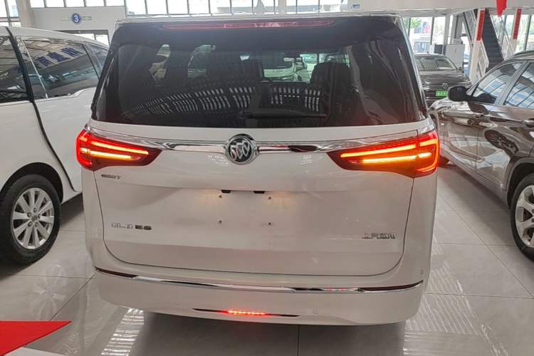 Used Buick GL8 2021 ES Land Cruiser 653T Luxury Edition Rear