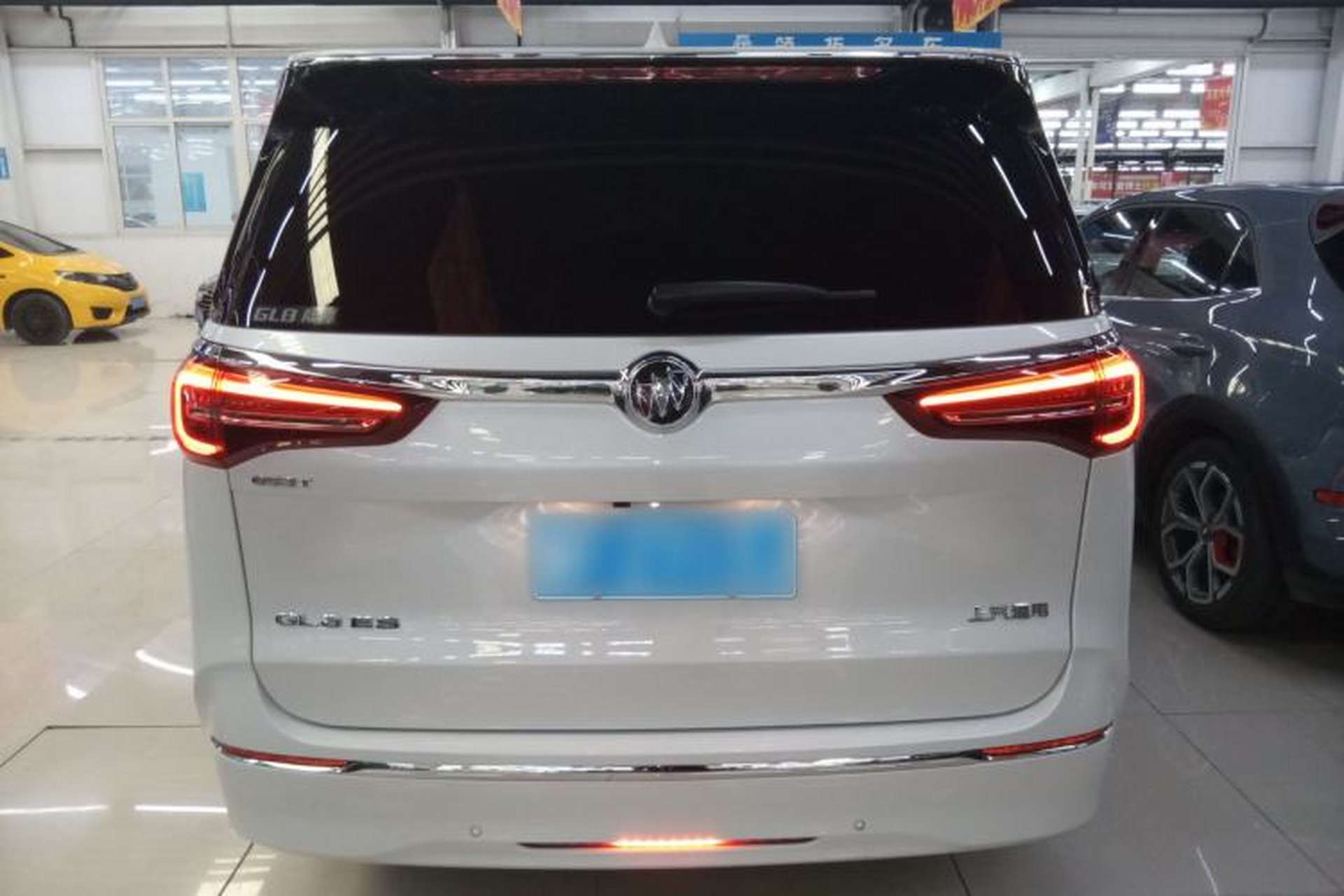 Used Buick GL8 2021 ES Landtrek 653T Comfort Edition Rear