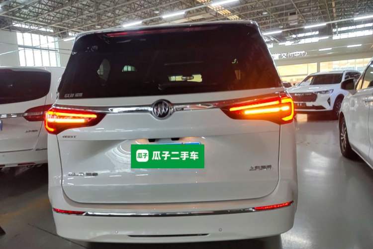 Used Buick GL8 2021 ES Land Cruiser 653T Luxury Edition Rear
