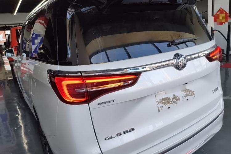 Used Buick GL8 2021 ES Landtrek 653T Luxury Model Rear Left 45 Deg