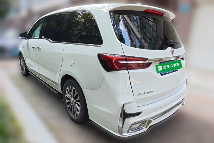 Used Buick GL8 2021 Land Cruiser Executive Class 652T Luxury Model Rear Left 45 Deg