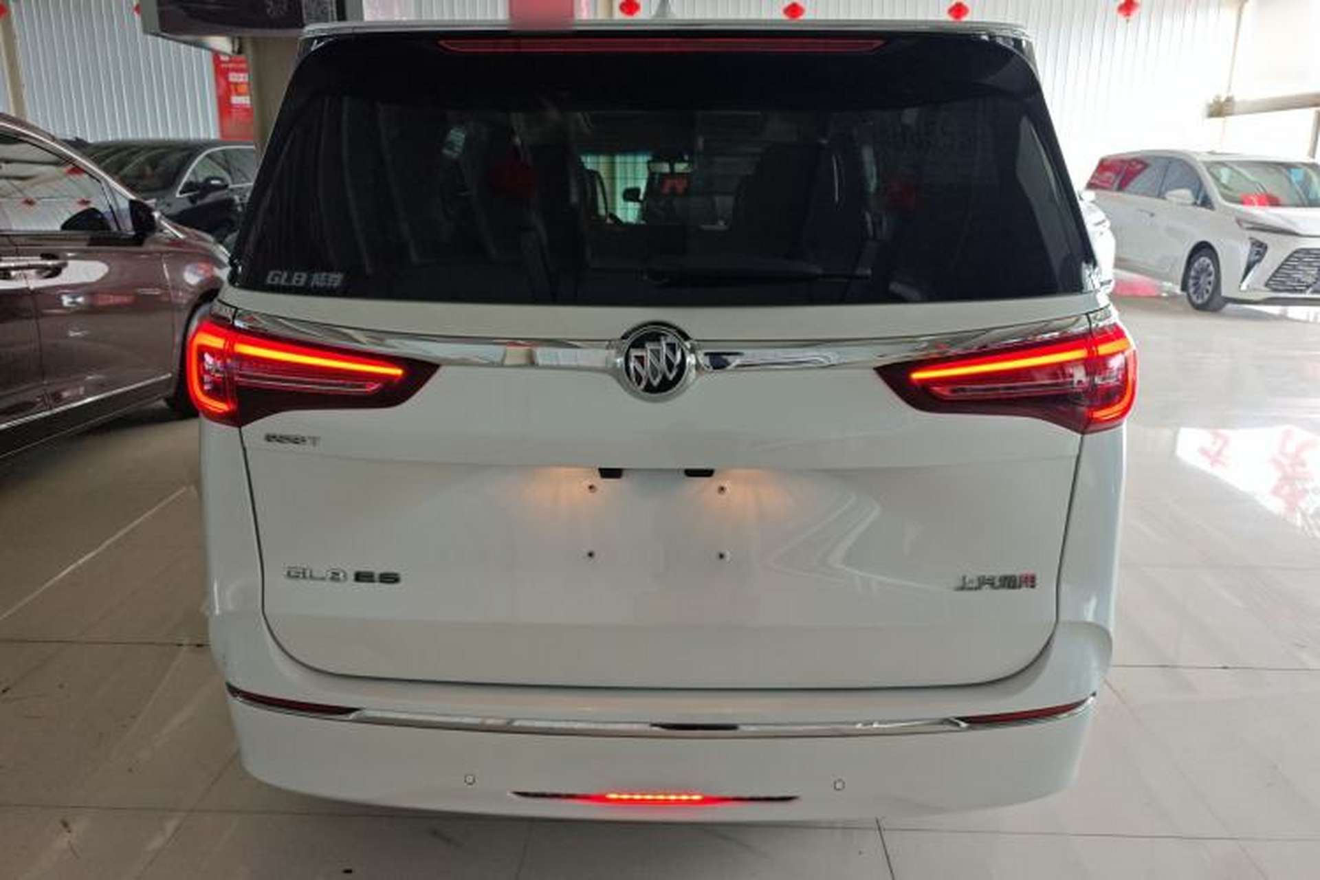 Used Buick GL8 2021 ES Land Cruiser 653T Luxury Edition Rear