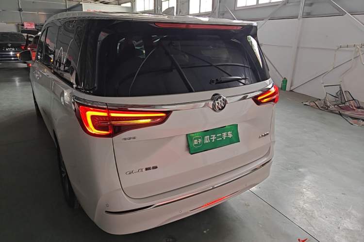 Used Buick GL8 2021 ES Land Cruiser 653T Luxury Edition Rear