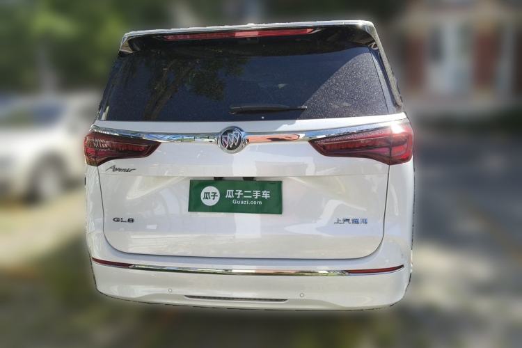 Used Buick GL8  Rear
