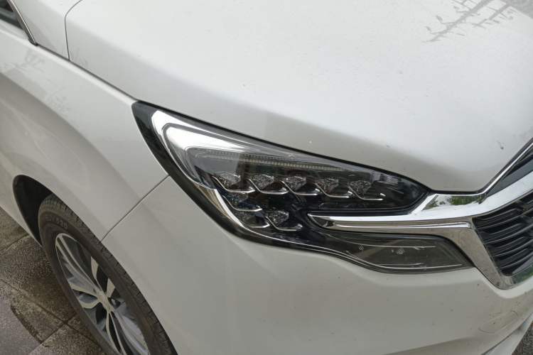 Used Buick GL8 2021 ES Landtrek 653T Comfort Edition Right Front Headlight