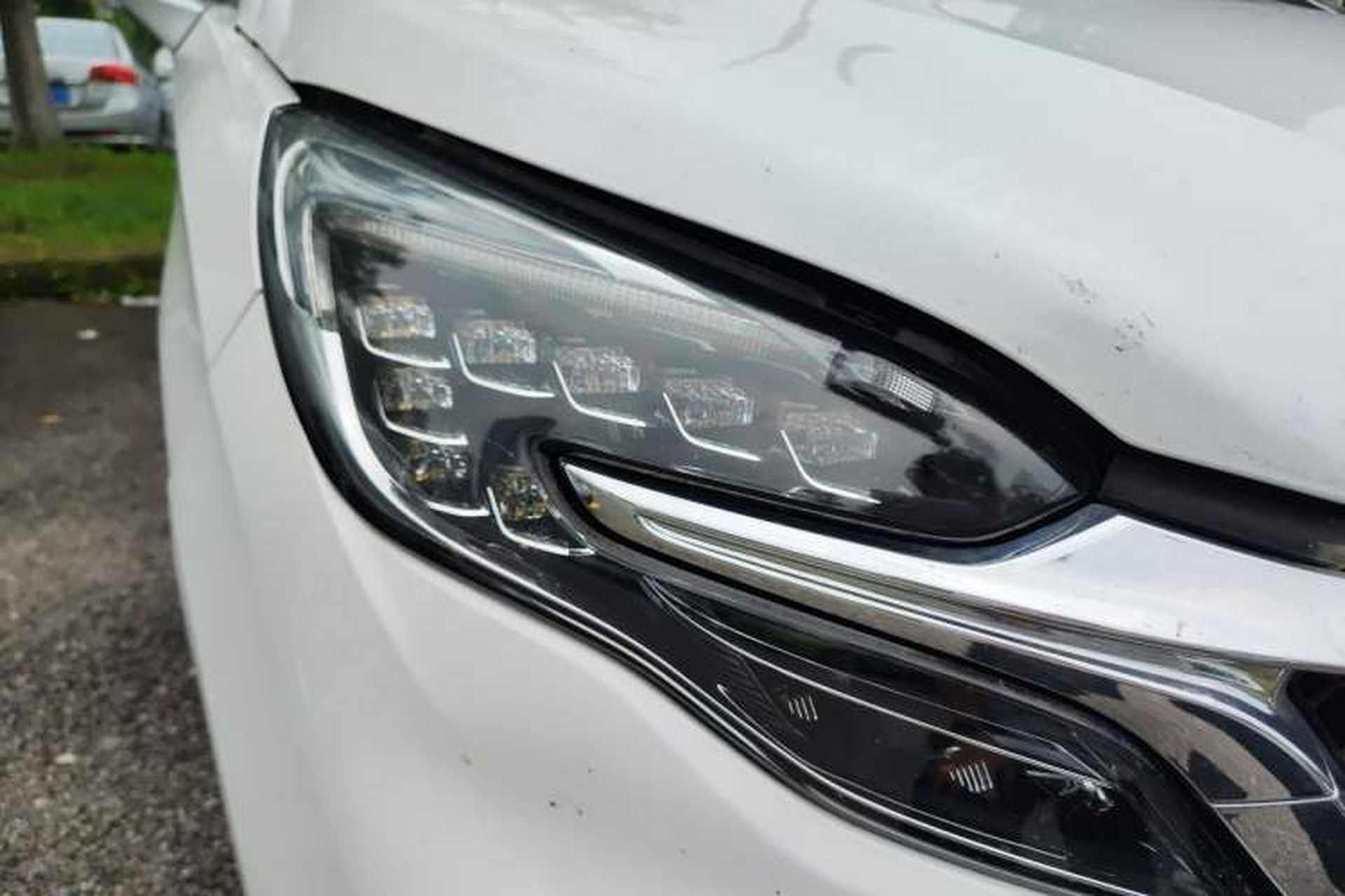 Used Buick GL8 2021 ES Landtrek 653T Luxury Model Right Front Headlight