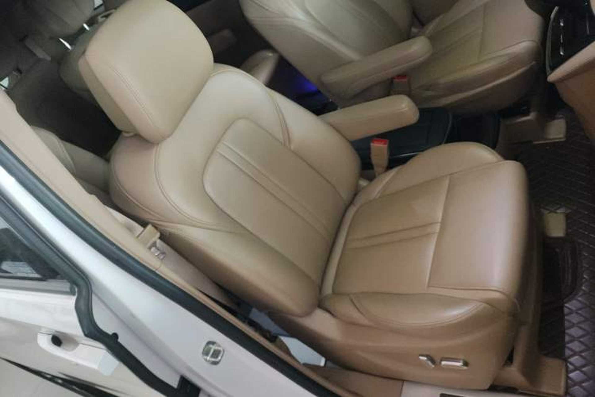 Used Buick GL8 2021 ES Land Cruiser 653T Luxury Edition Right Front Seat