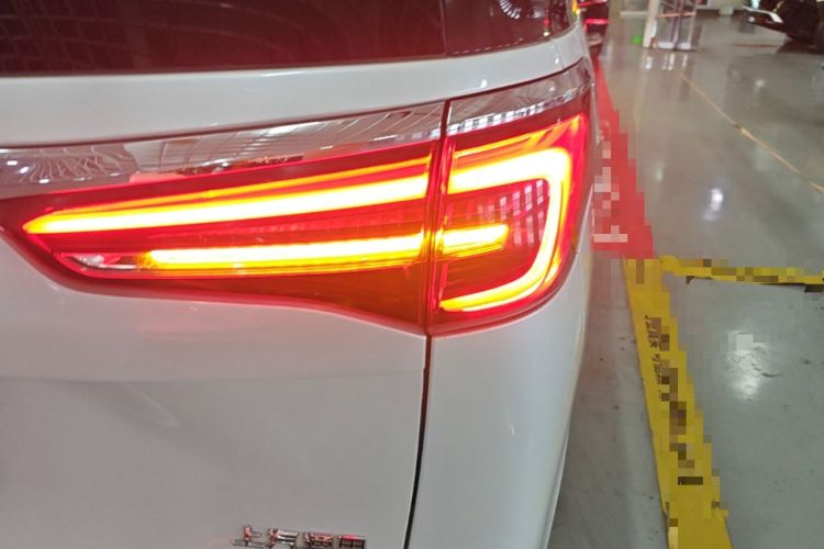 Used Buick GL8 2021 ES Landtrek 653T Comfort Edition Right Rear Taillight
