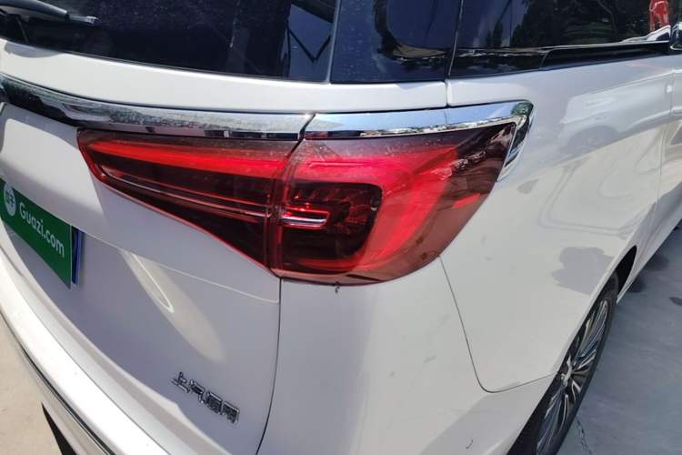 Used Buick GL8 2021 ES Landtrek 653T Smart Luxury Model Right Rear Taillight