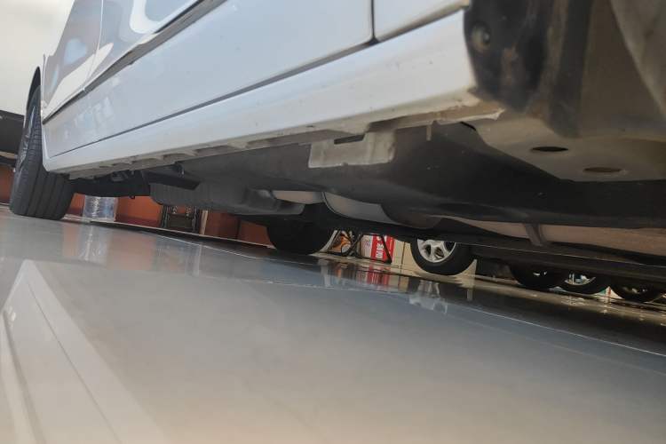 Used Buick GL8 2021 ES Land Cruiser 653T Smart Flagship Model Right Side Sill