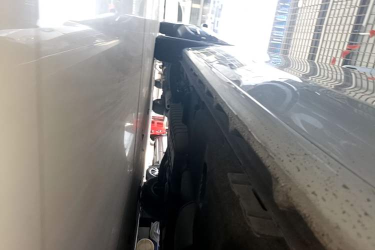 Used Buick GL8 2021 ES Land Cruiser 653T Luxury Edition Right Side Sill