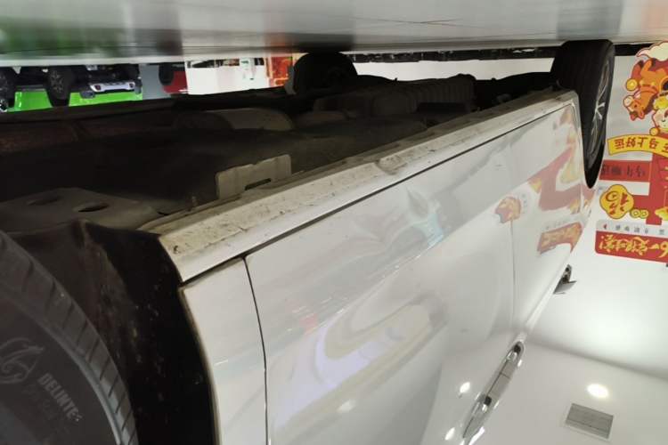 Used Buick GL8 2021 ES Landtrek 653T Comfort Edition Right Side Sill