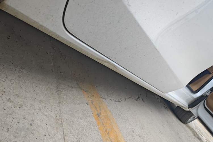 Used Buick GL8 2021 ES Land Cruiser 653T Luxury Edition Right Side Sill