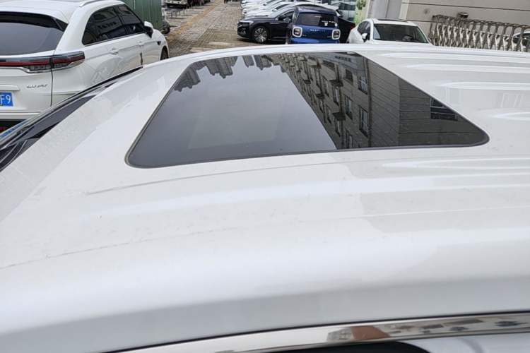 Used Buick GL8 2021 ES Landtrek 653T Comfort Edition Roof