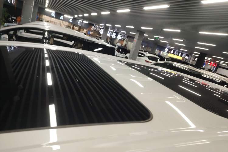 Used Buick GL8 2021 ES Landtrek 653T Luxury Model Roof