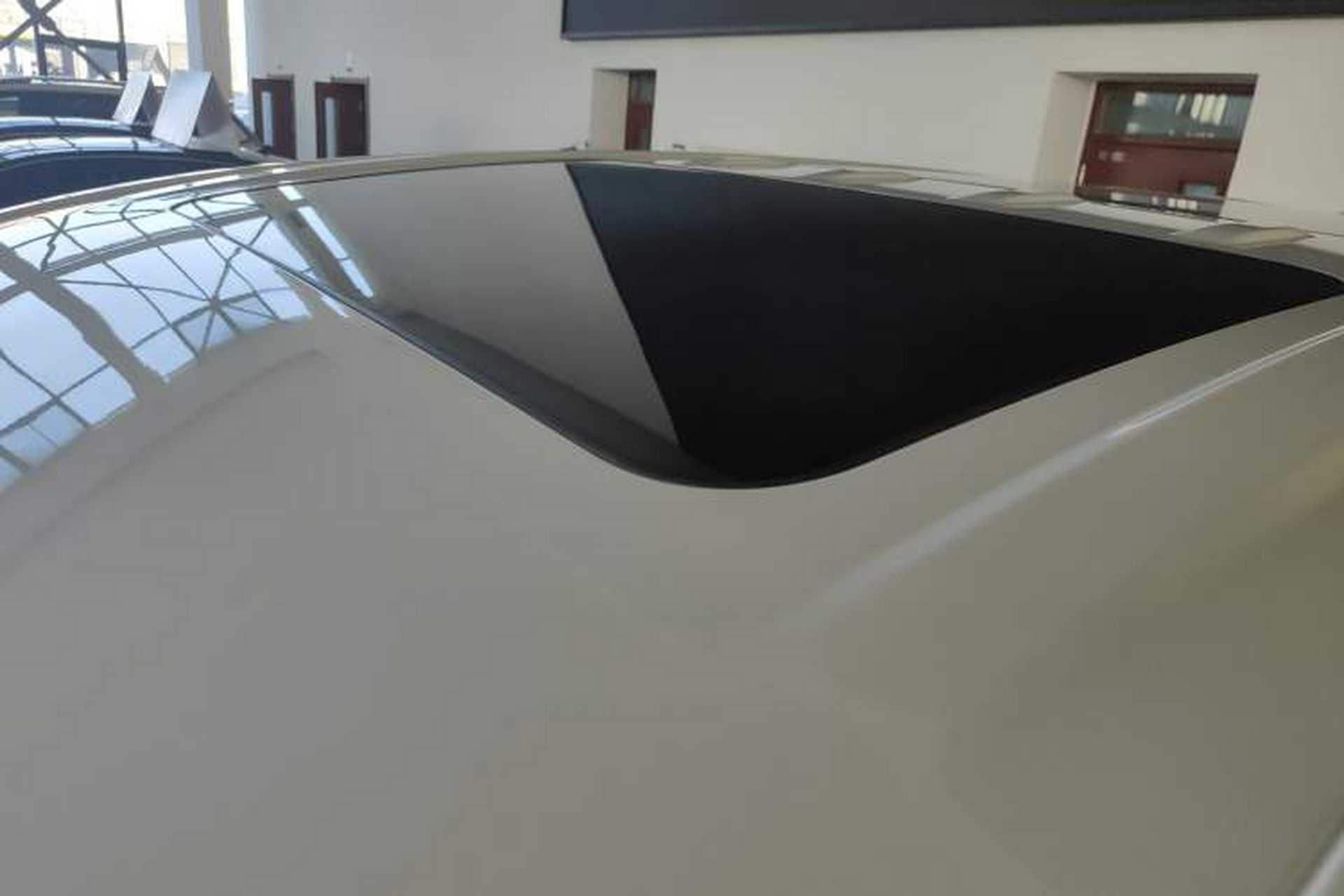 Used Buick GL8 2021 ES Land Cruiser 653T Smart Flagship Model Roof
